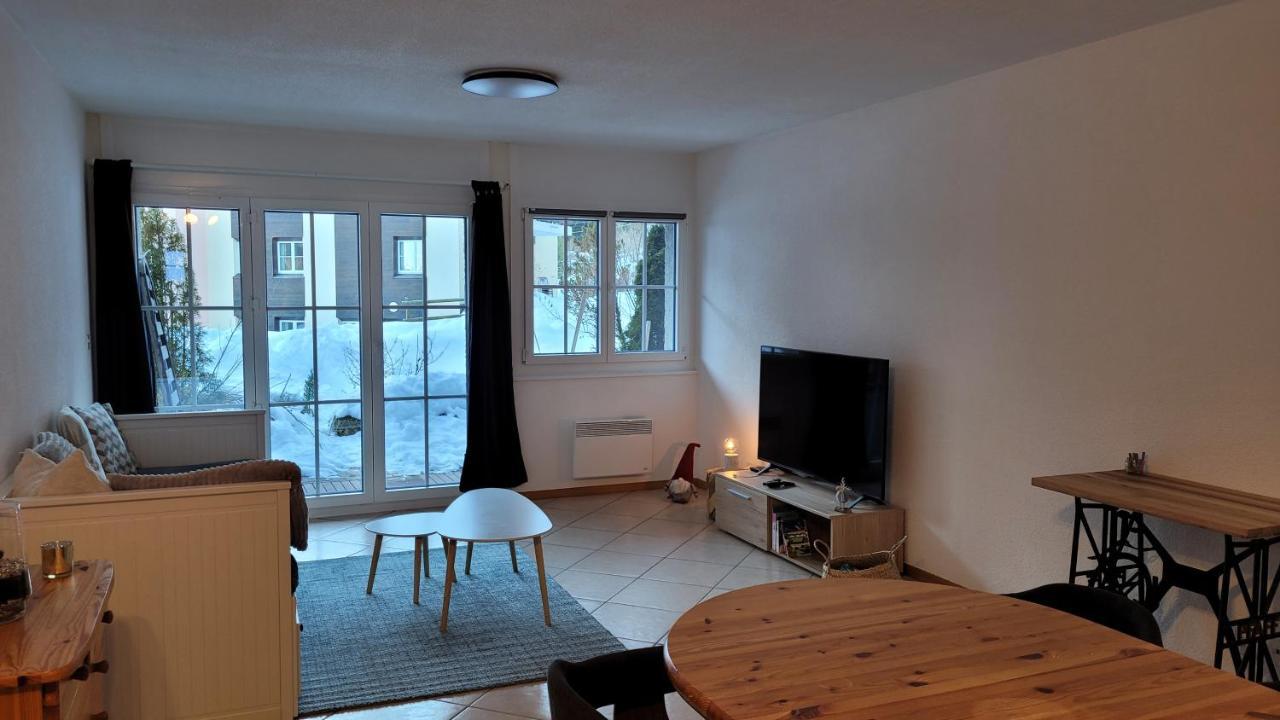 Appartement Avec Terrasse Ensoleillee Gruyeres Luaran gambar